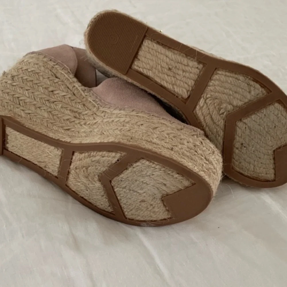 Marc Fisher Adalyn Platform Wedge blush size 10
